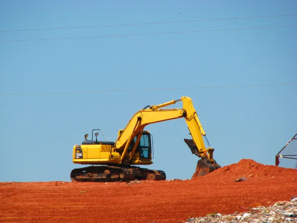yellow-digger-1207158.jpg